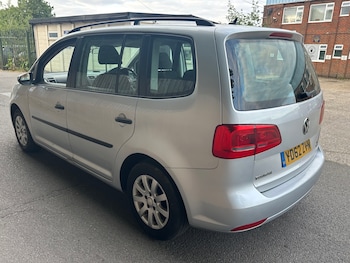 Used Volkswagen Touran 2012 for sale - 79269569: Photo