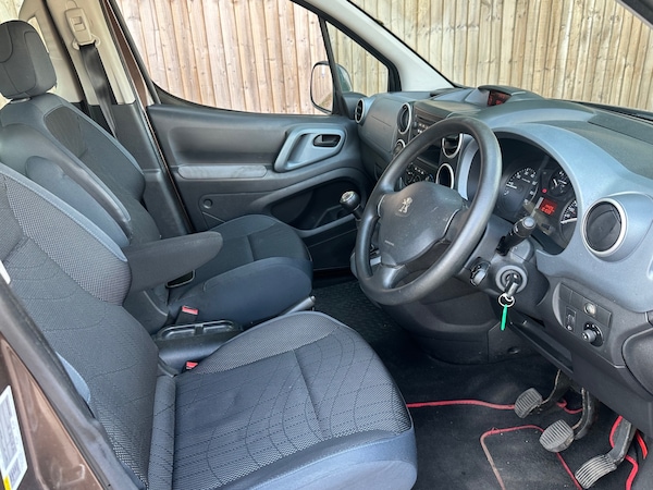 Used Peugeot Partner Tepee 2014 for sale - 75674403: Photo 8