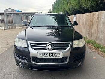 Used Volkswagen Touareg 2009 for sale - 76121215: Photo 2