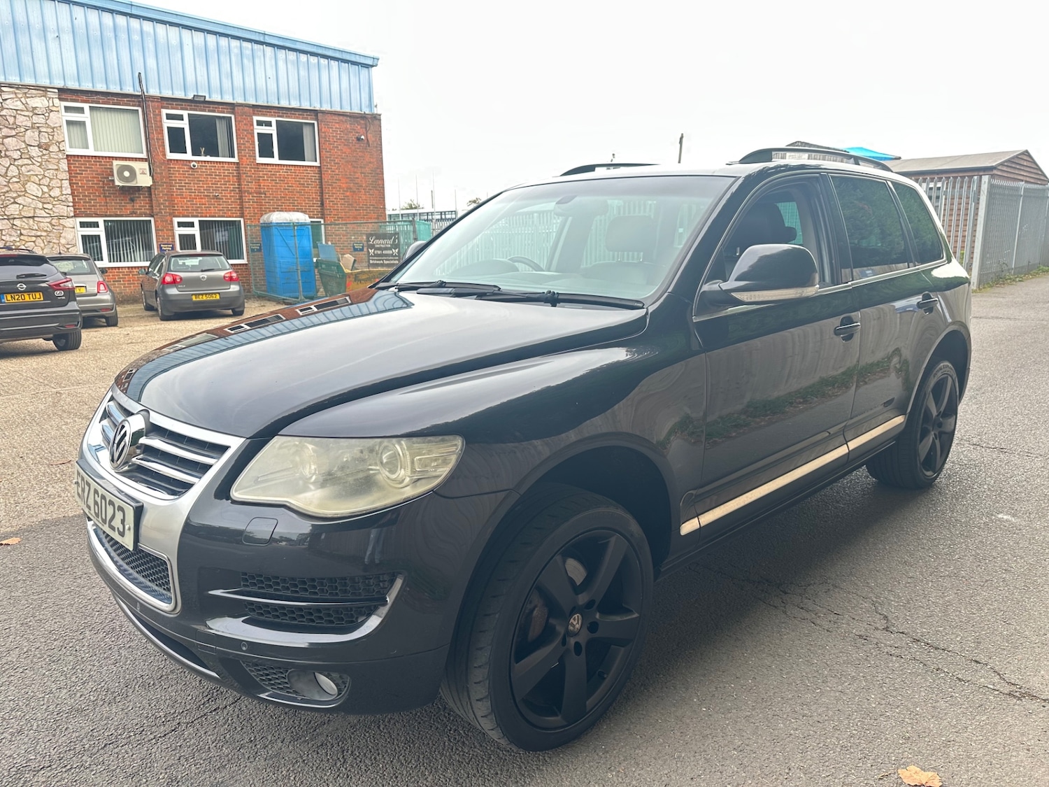 Used Volkswagen Touareg 2009 for sale - 76121215: Photo 3