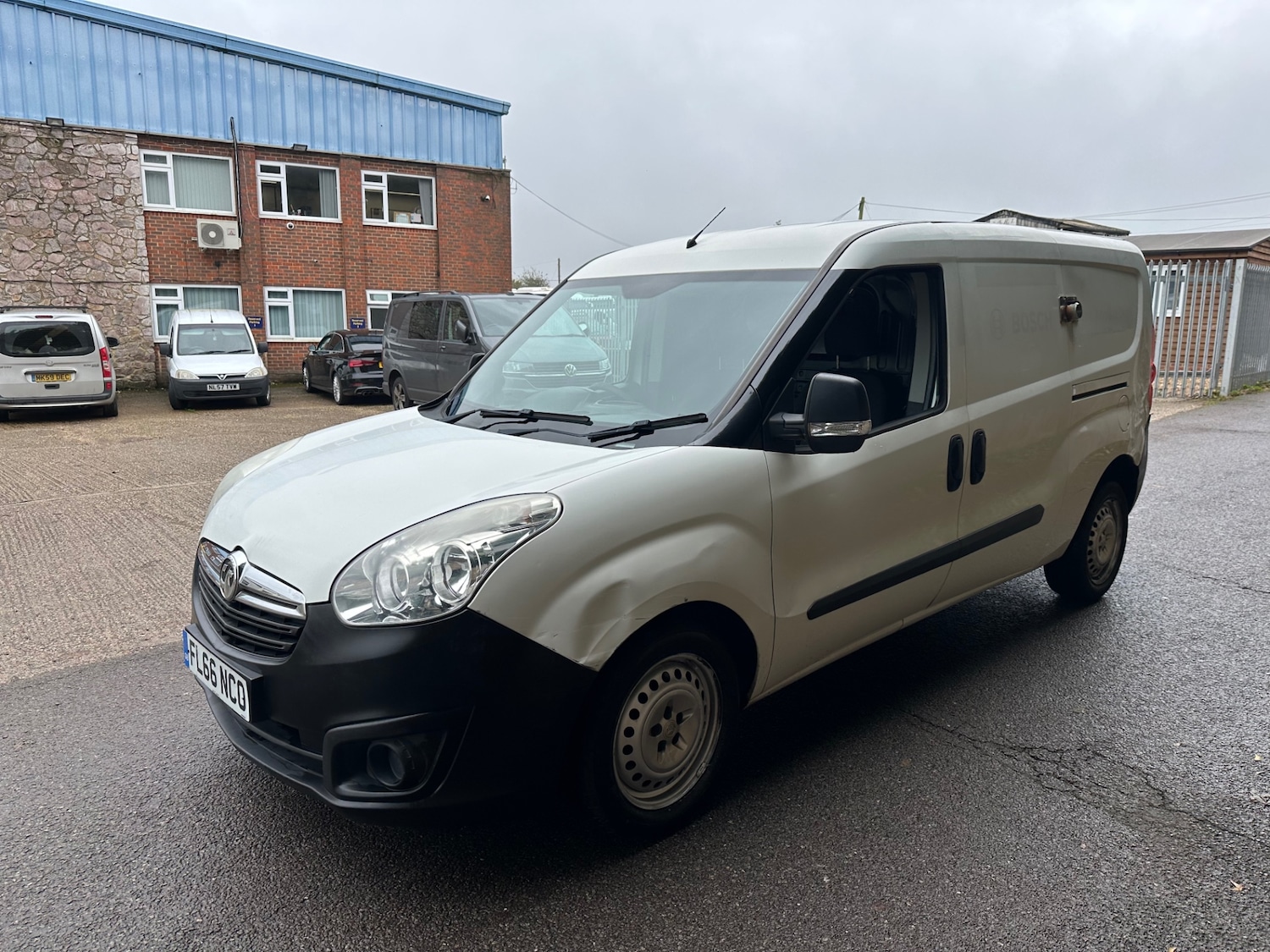 Used Vauxhall Combo 2016 for sale - 76403102: Photo 3