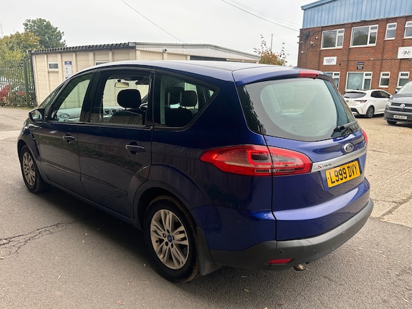 Used Ford S-Max 2015 for sale - 72585916: Photo 4