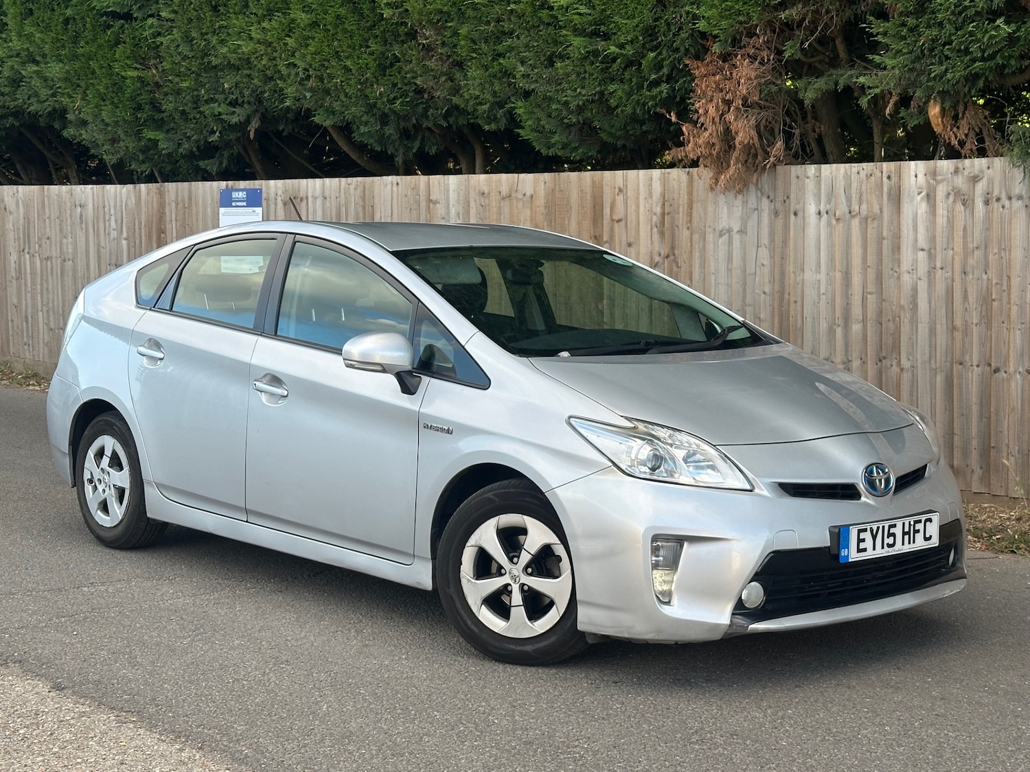 Used Toyota Prius 2015 for sale - 76275205: Photo 1