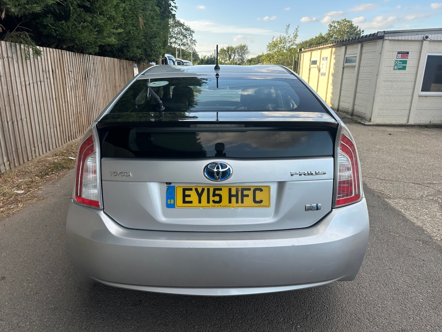 Used Toyota Prius 2015 for sale - 76275205: Photo 5