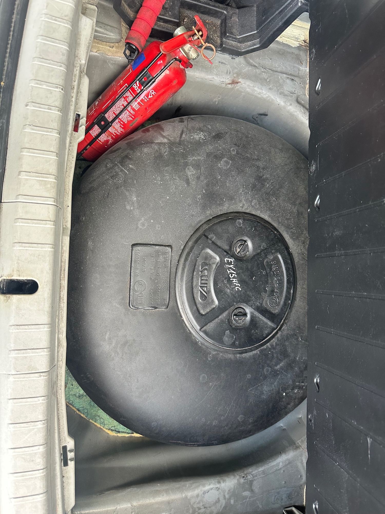 Used Toyota Prius 2015 for sale - 76275205: Photo 7