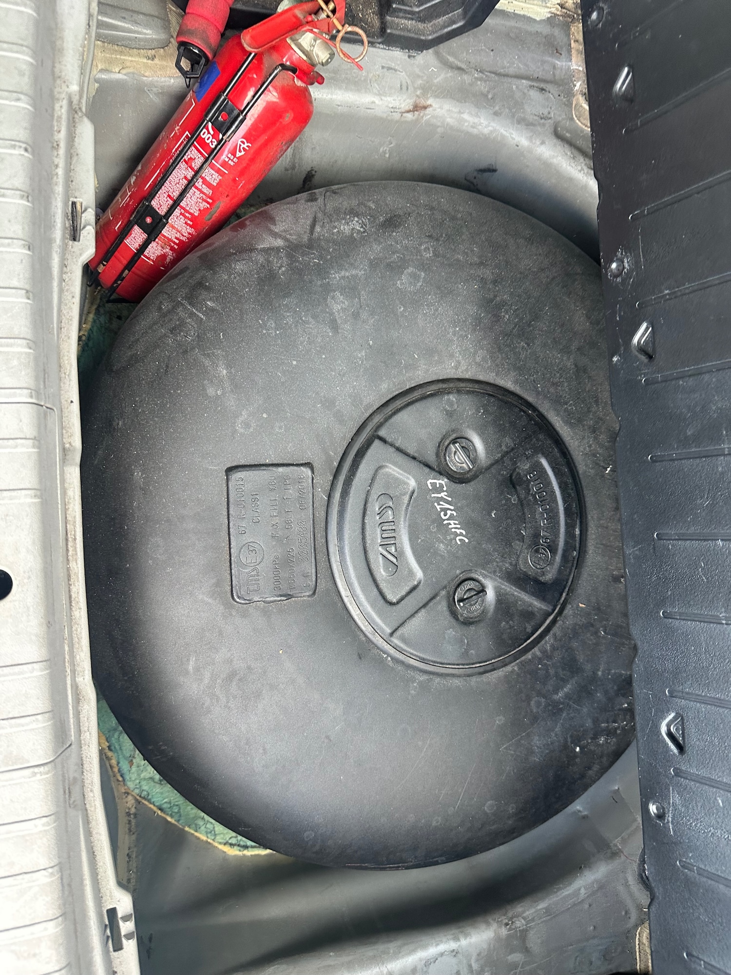 Used Toyota Prius 2015 for sale - 76275205: Photo 8