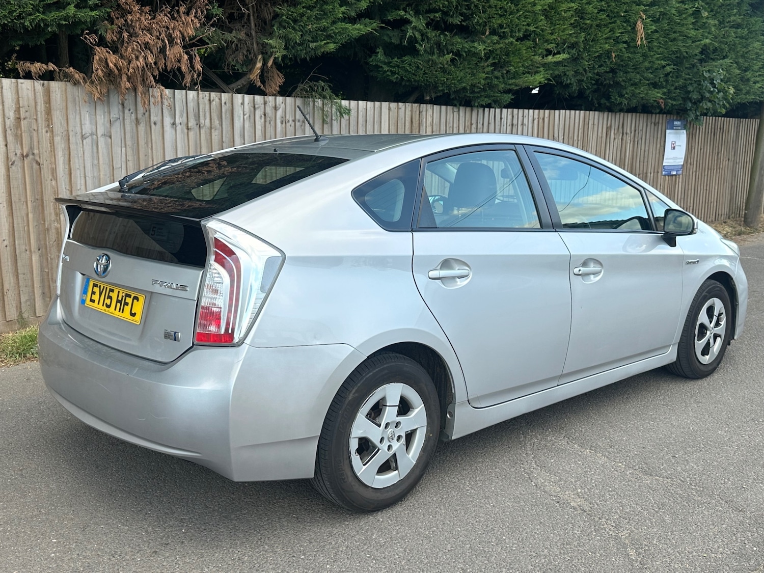 Used Toyota Prius 2015 for sale - 76275205: Photo 9