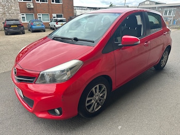 Used Toyota Yaris 2014 for sale - 78923438: Photo