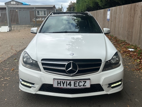Used Mercedes-Benz C-Class 2014 for sale - 76177644: Photo 2