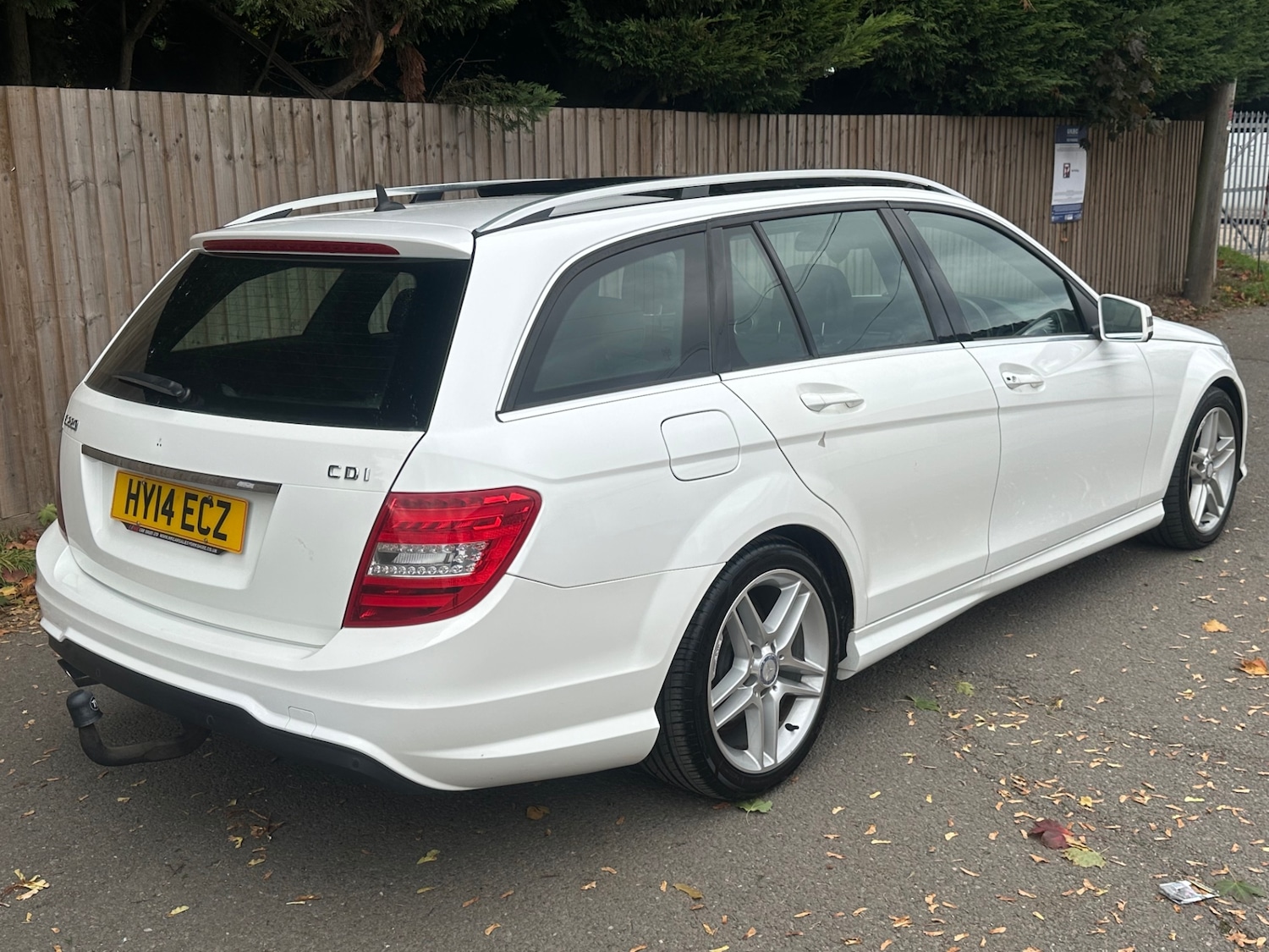 Used Mercedes-Benz C Class 2014 for sale - 76177644: Photo 8