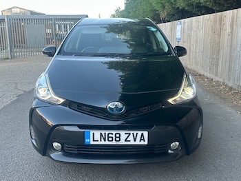 Used Toyota Prius+ 2018 for sale - 79389329: Photo