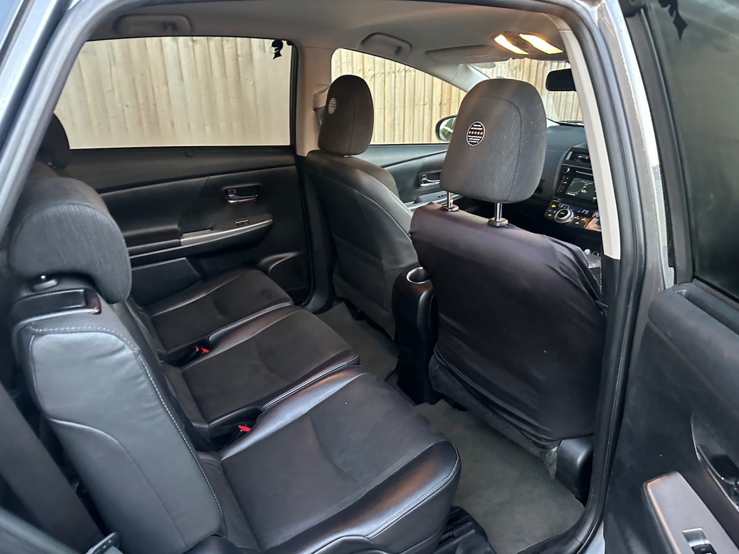 Used Toyota Prius+ 2019 for sale - 77144733: Photo 10