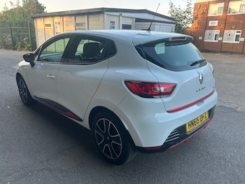 Used Renault Clio 2015 for sale - 79389330: Photo