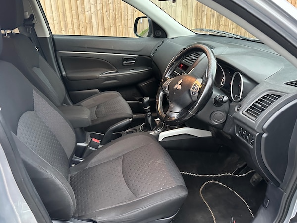 Used Mitsubishi ASX 2011 for sale - 76174581: Photo 12