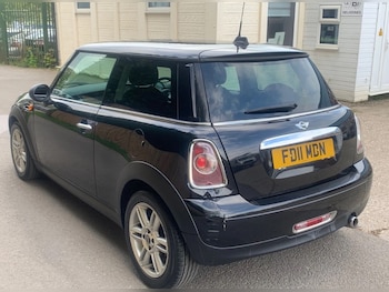 Used MINI Hatch 2011 for sale - 76031324: Photo