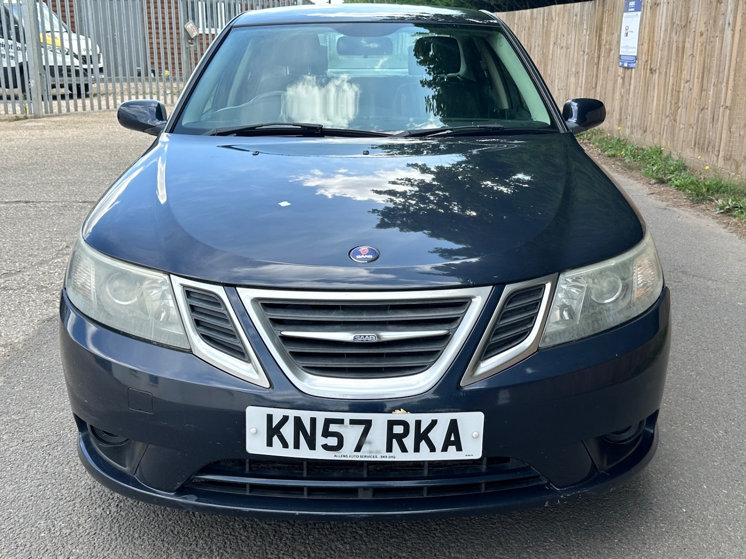 Used Saab 9-3 2008 for sale - 76445101: Photo 2