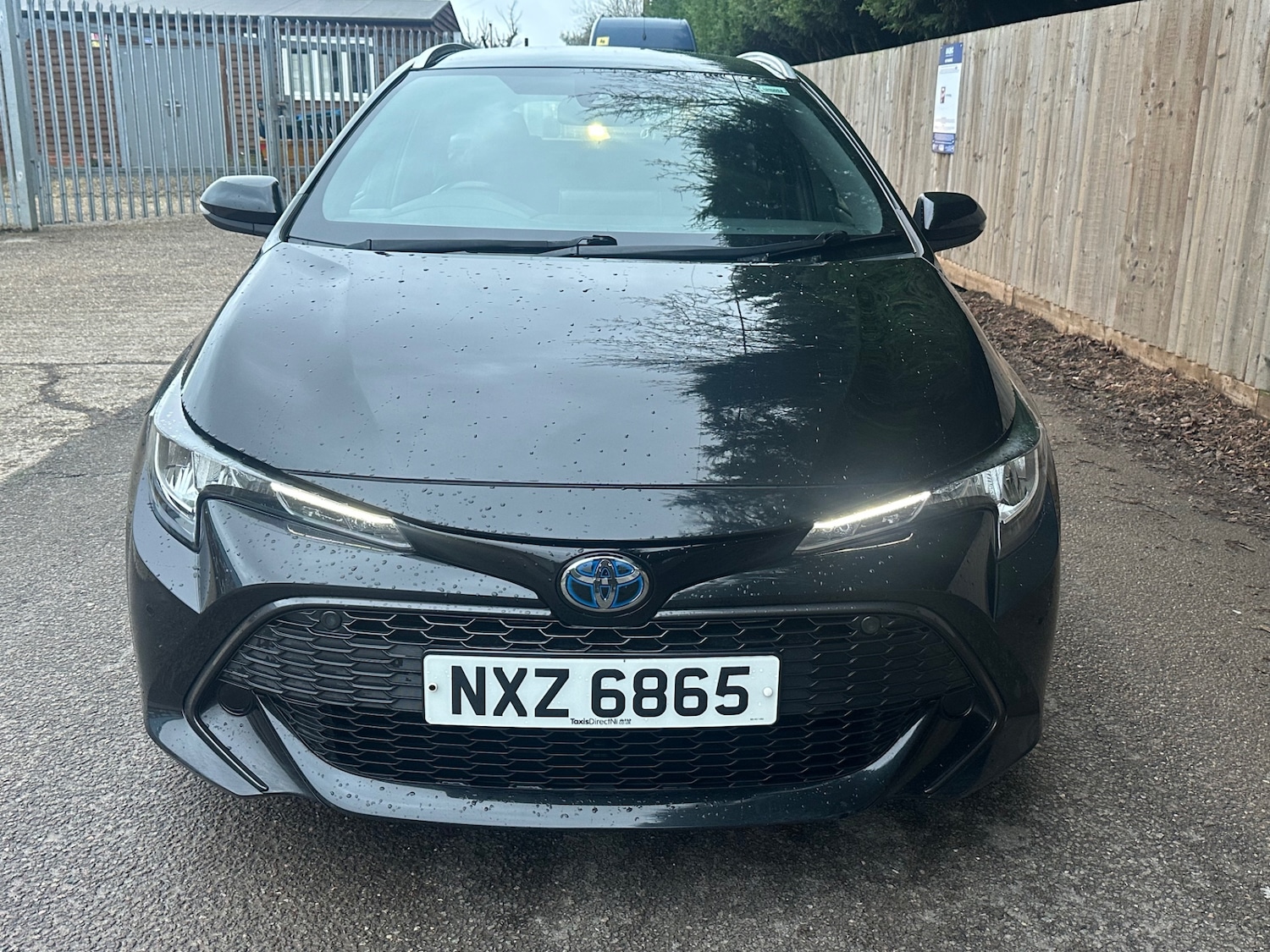 Used Toyota Corolla 2019 for sale - 77497590: Photo 2