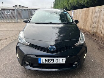Used Toyota Prius+ 2019 for sale - 77484852: Photo