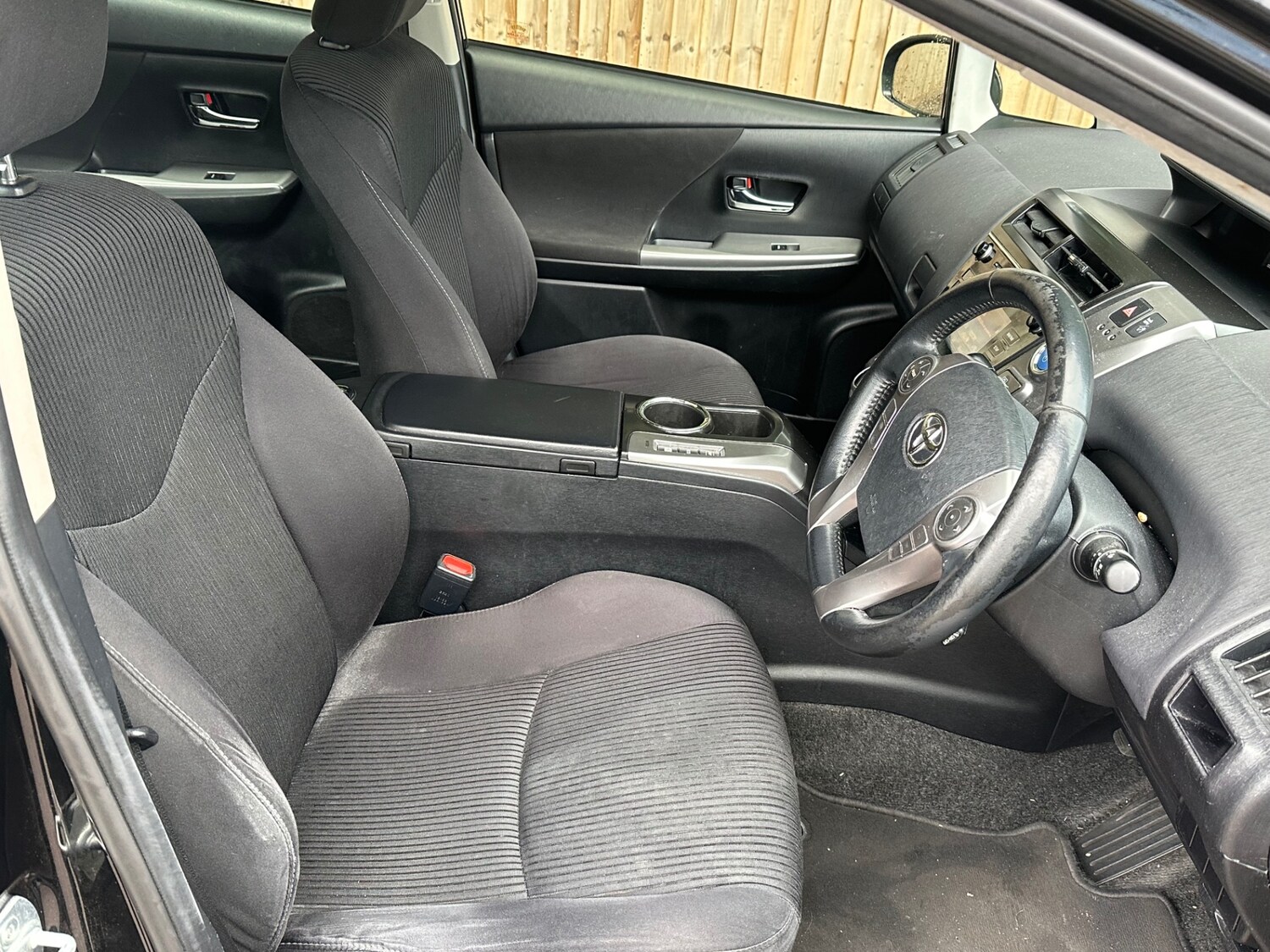 Used Toyota Prius+ 2019 for sale - 77484852: Photo 8