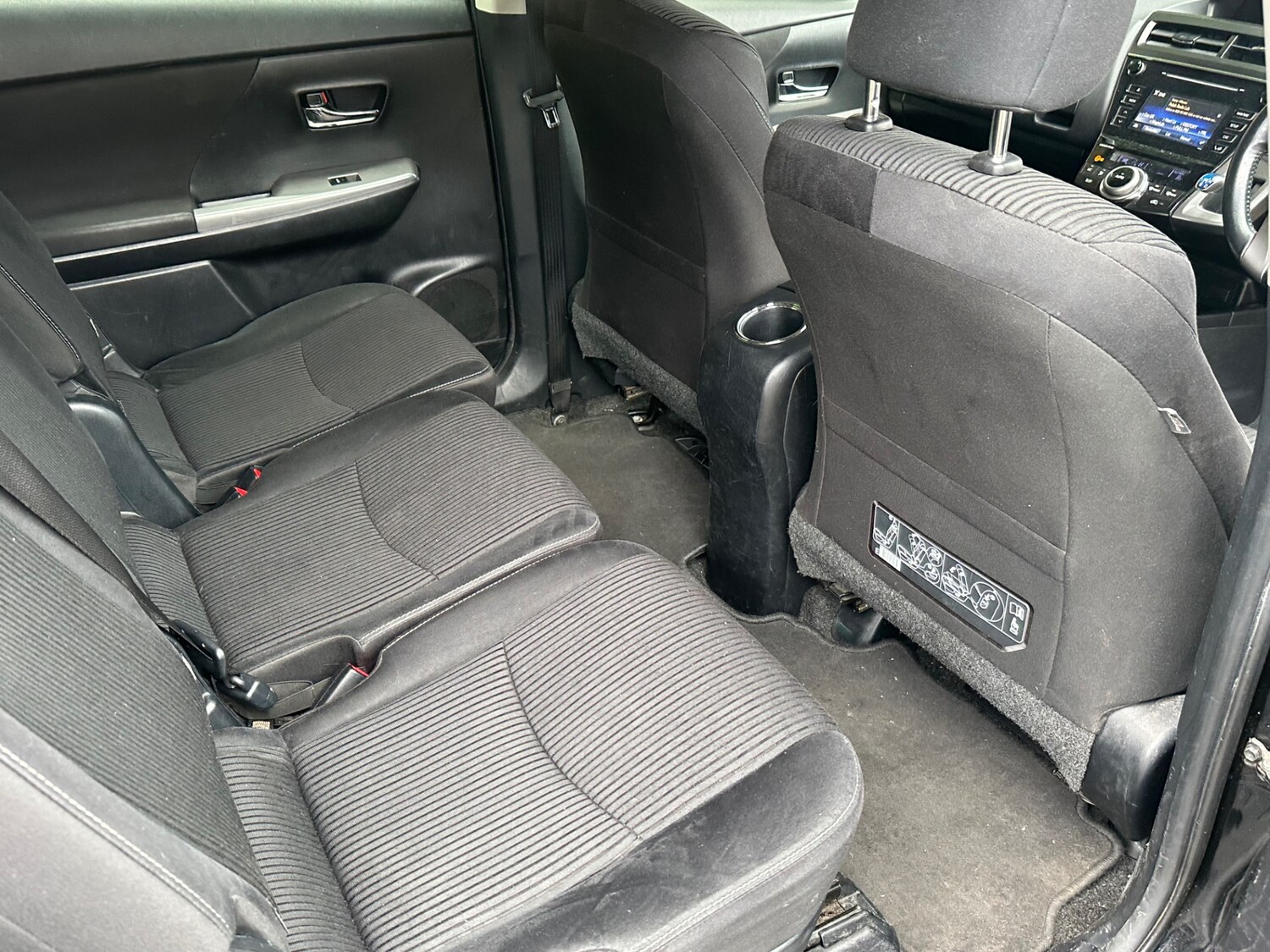 Used Toyota Prius+ 2019 for sale - 77484852: Photo 9