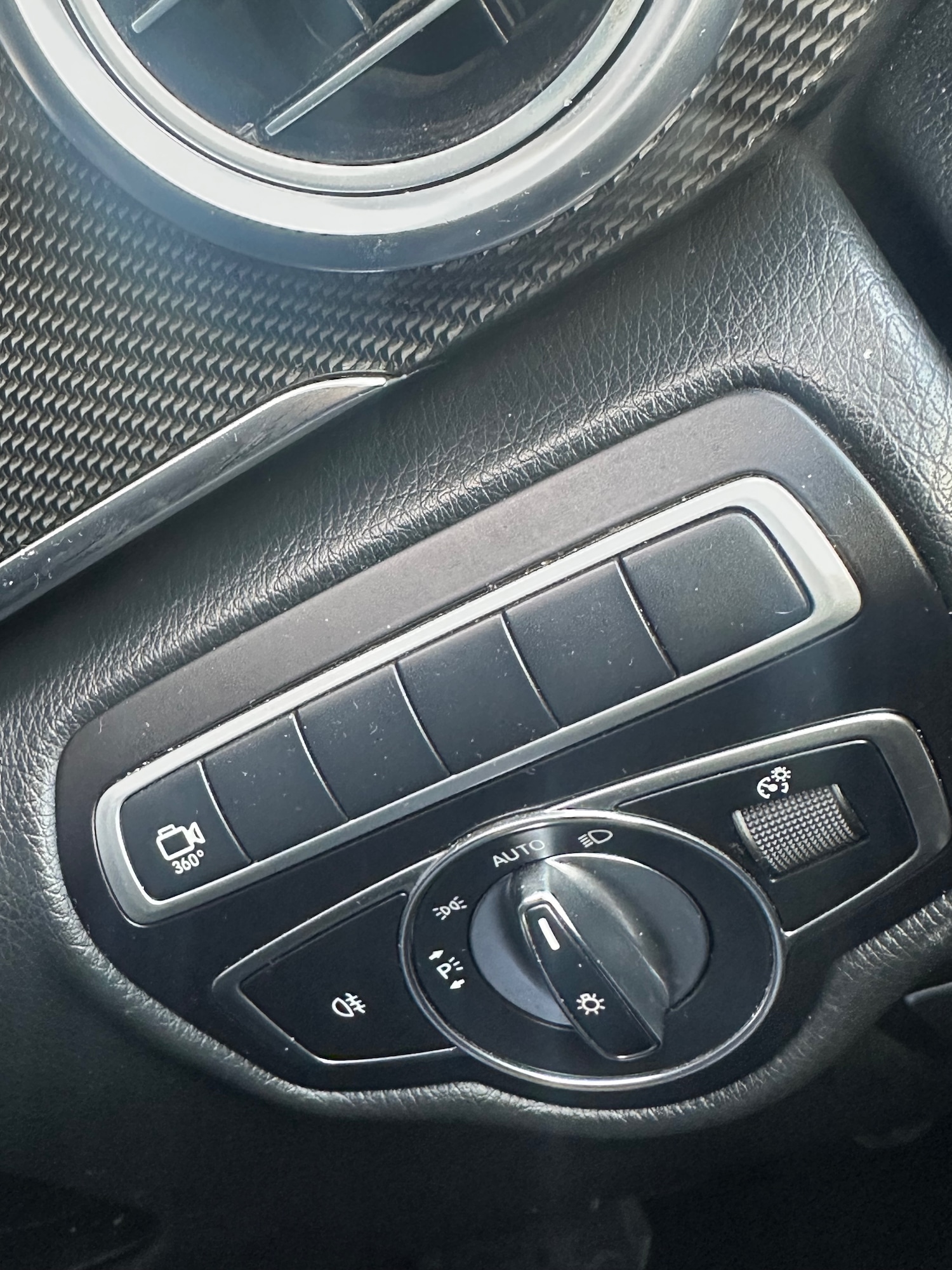 Used Mercedes-Benz V-Class 2018 for sale - 77438624: Photo 17