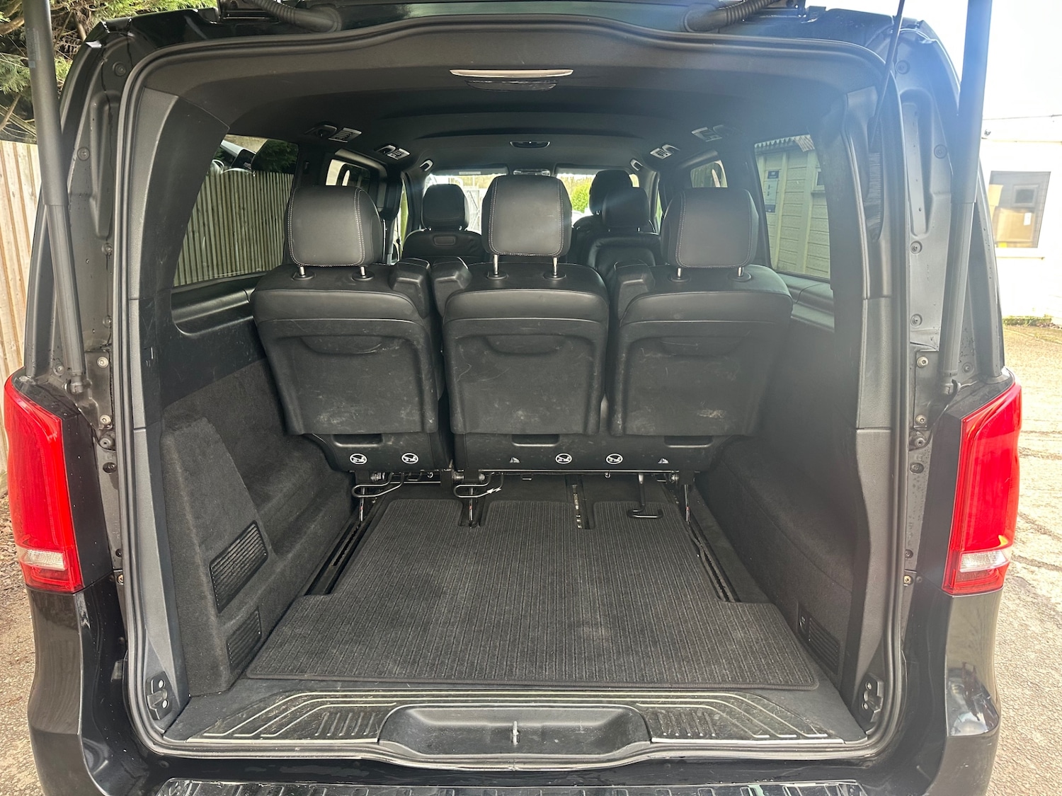 Used Mercedes-Benz V-Class 2018 for sale - 77438624: Photo 8