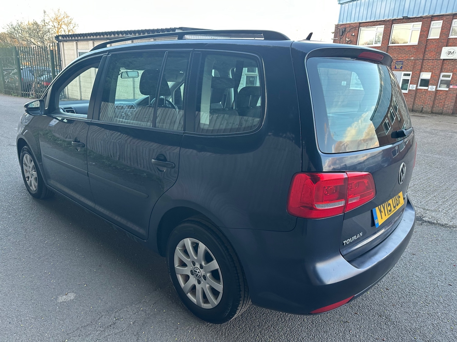Used Volkswagen Touran 2015 for sale - 78210189: Photo 4