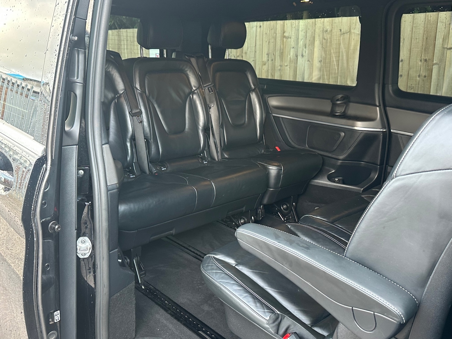 Used Mercedes-Benz V-Class 2018 for sale - 77304762: Photo 11