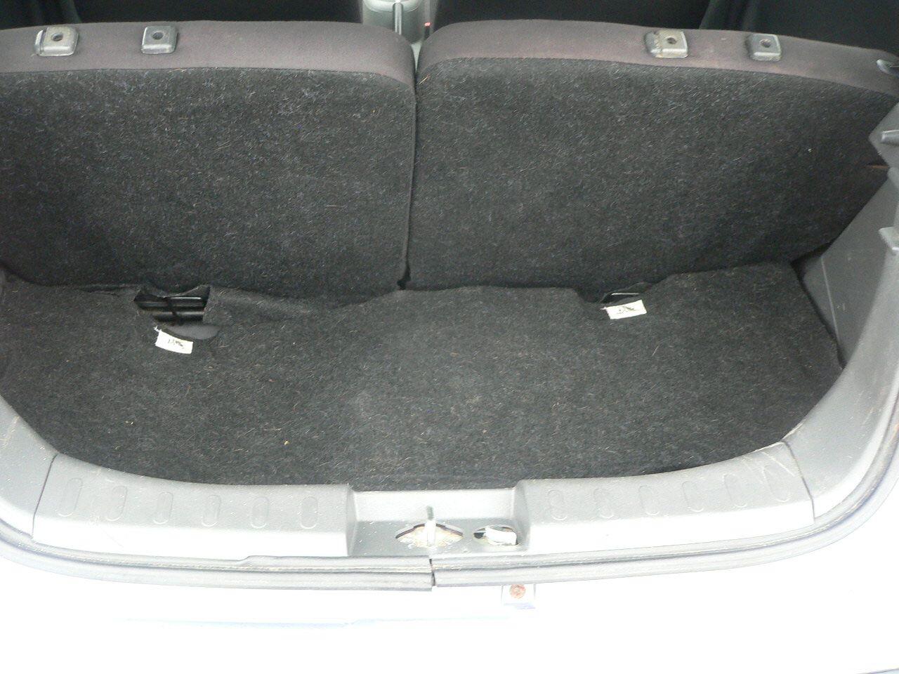 Used Nissan Pixo 2010 for sale - 76987722: Photo 14