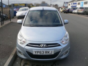 Used Hyundai i10 2013 for sale - 76513440: Photo