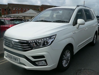 Used Ssangyong Turismo 2018 for sale - 78958575: Photo
