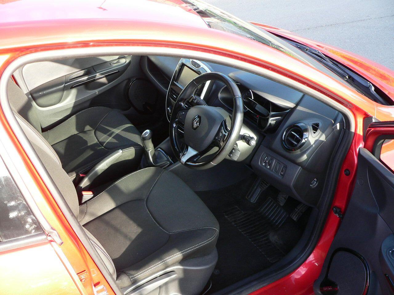 Used Renault Clio for sale - 77050062: Photo 16