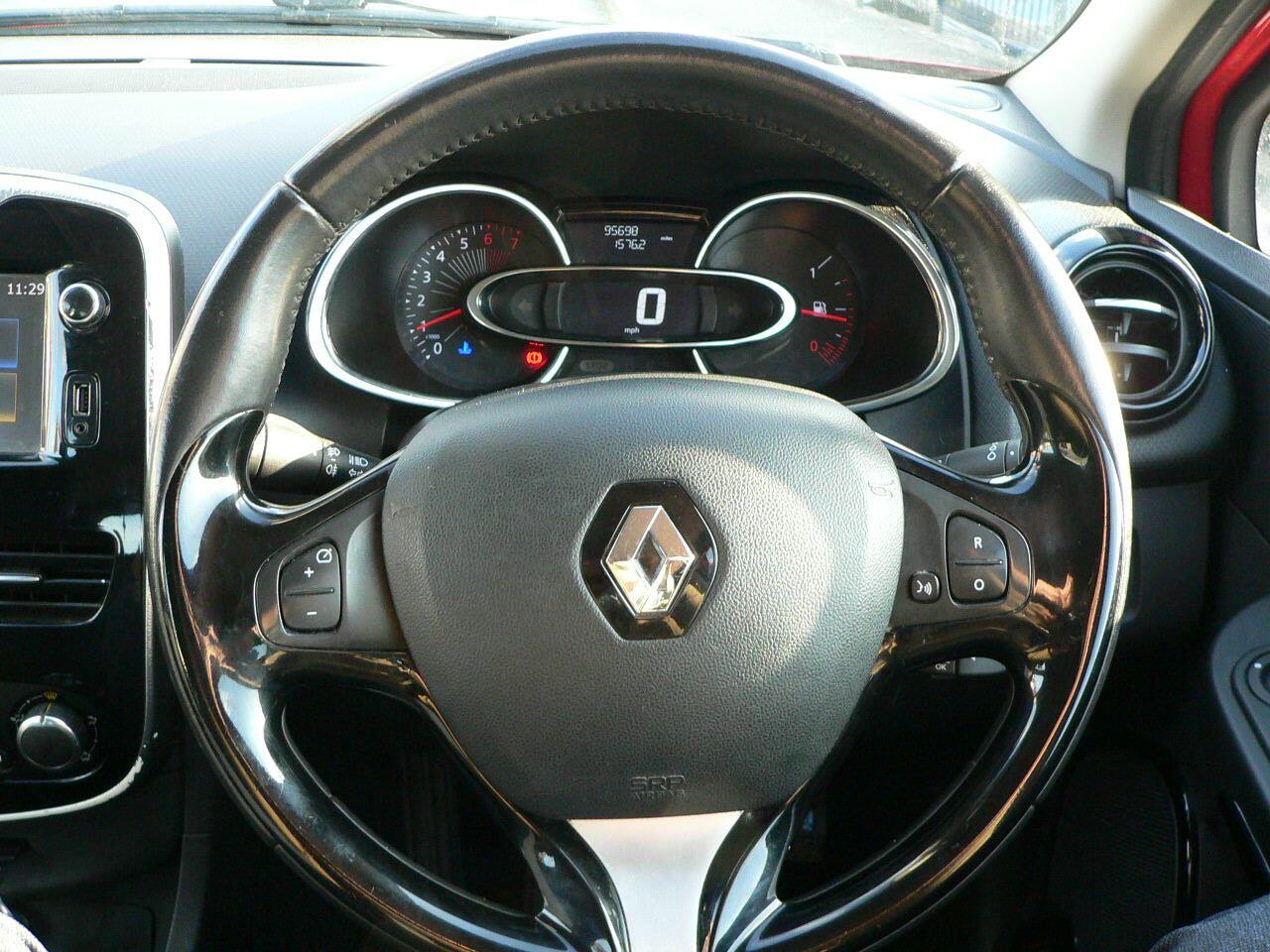Used Renault Clio for sale - 77050062: Photo 21