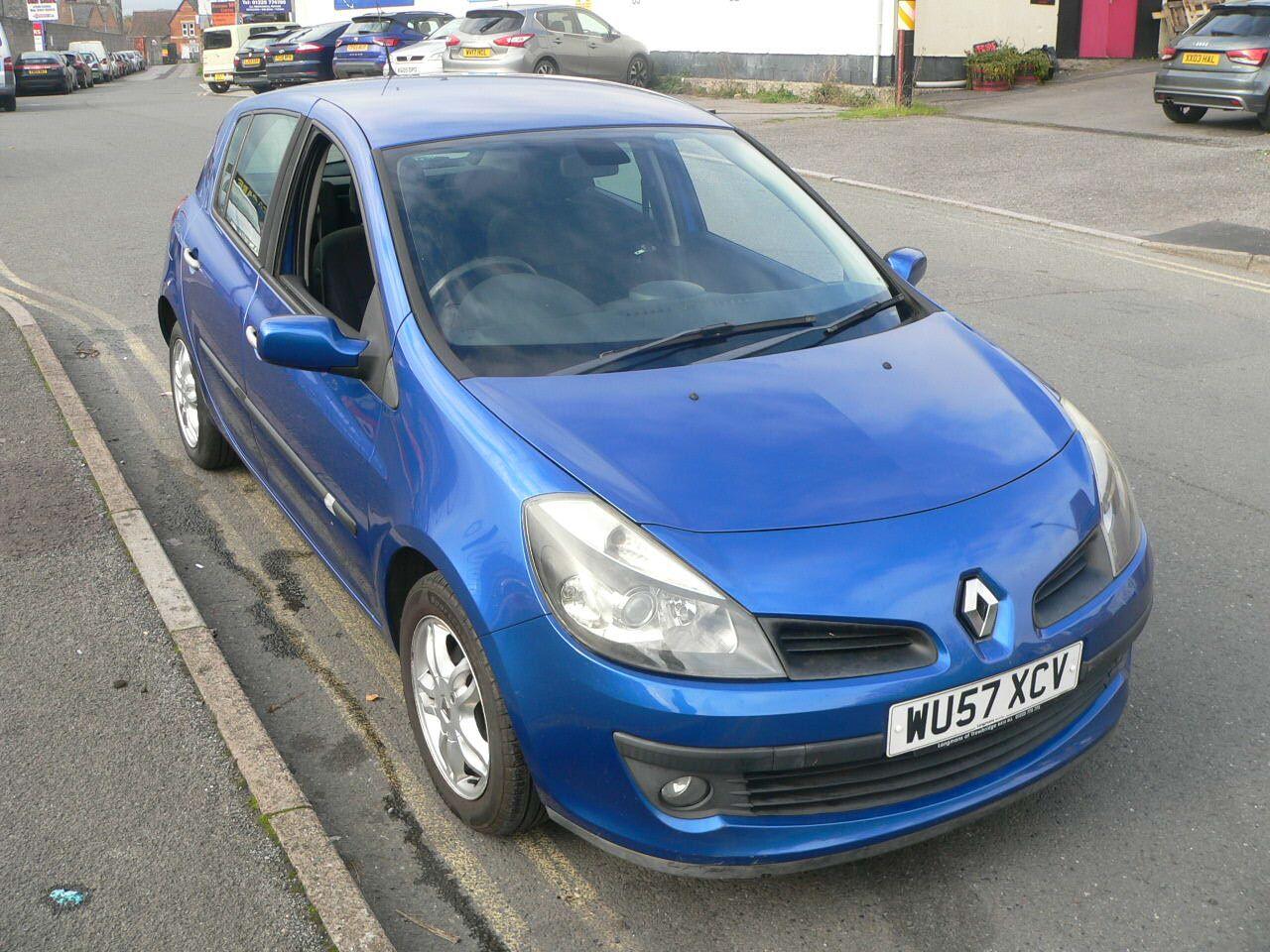 Used Renault Clio 2007 for sale - 76512869: Photo 2