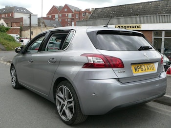 Used Peugeot 308 2013 for sale - 78601899: Photo