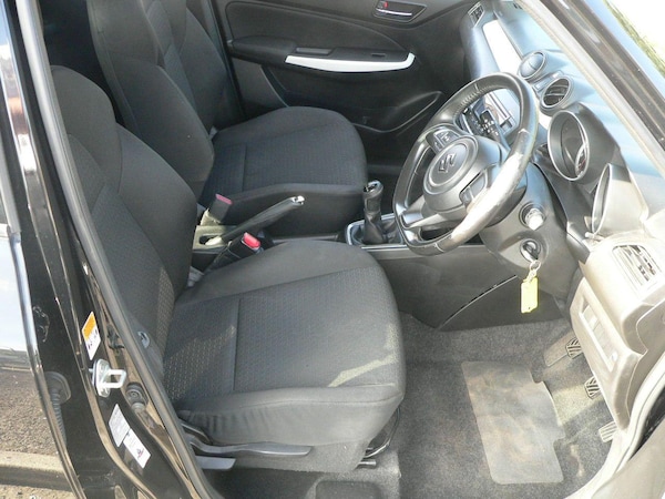 Used Suzuki Swift 2018 for sale - 75363071: Photo 17
