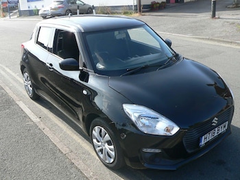 Used Suzuki Swift 2018 for sale - 75363071: Photo