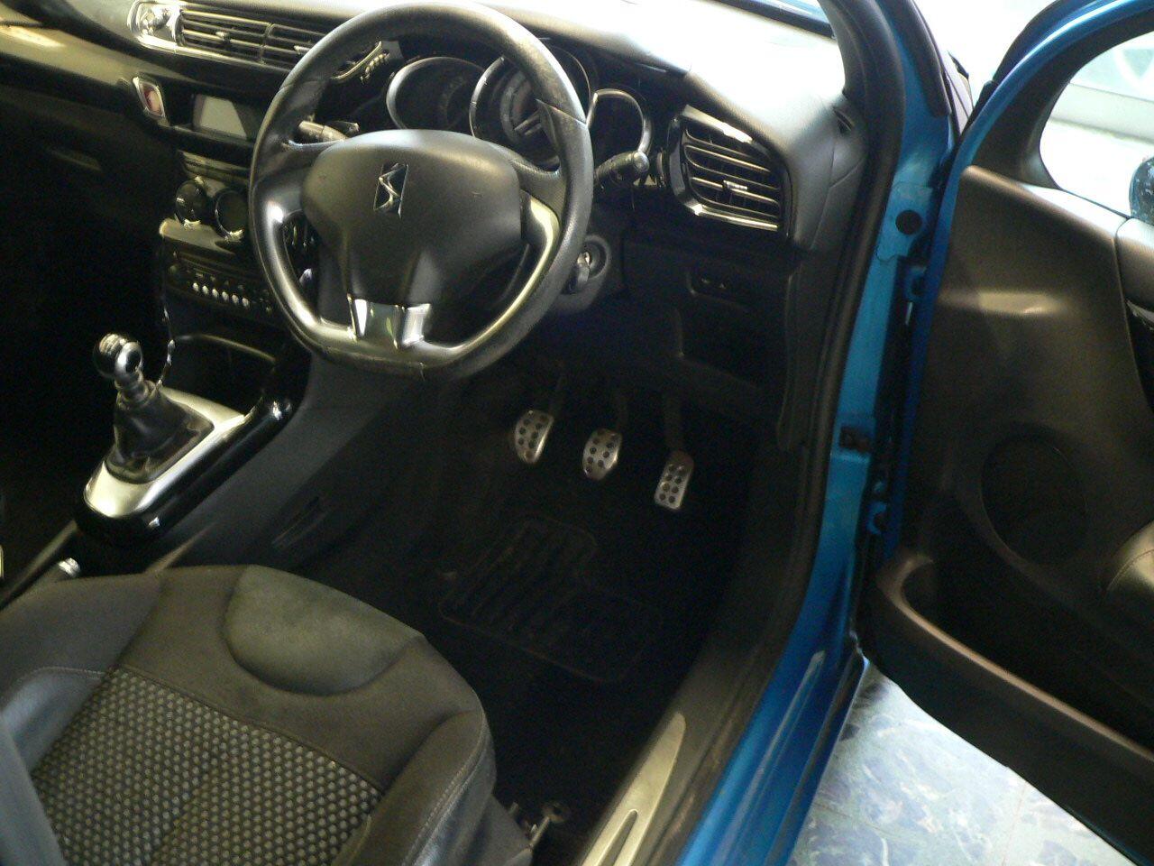 Used Citroen DS3 2010 for sale - 76584724: Photo 19