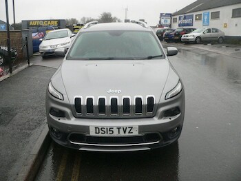 Used Jeep Cherokee 2015 for sale - 76584705: Photo