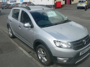 Used Dacia Sandero Stepway 2014 for sale - 79645371: Photo