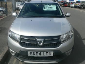 Used Dacia Sandero Stepway 2014 for sale - 79645371: Photo