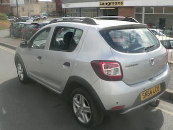 Used Dacia Sandero Stepway 2014 for sale - 79645371: Photo