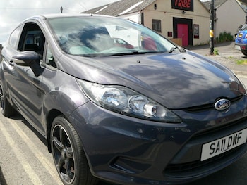Used Ford Fiesta 2011 for sale - 78772728: Photo