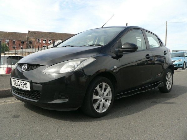 Used Mazda Mazda2 2010 for sale - 74909311: Photo 5