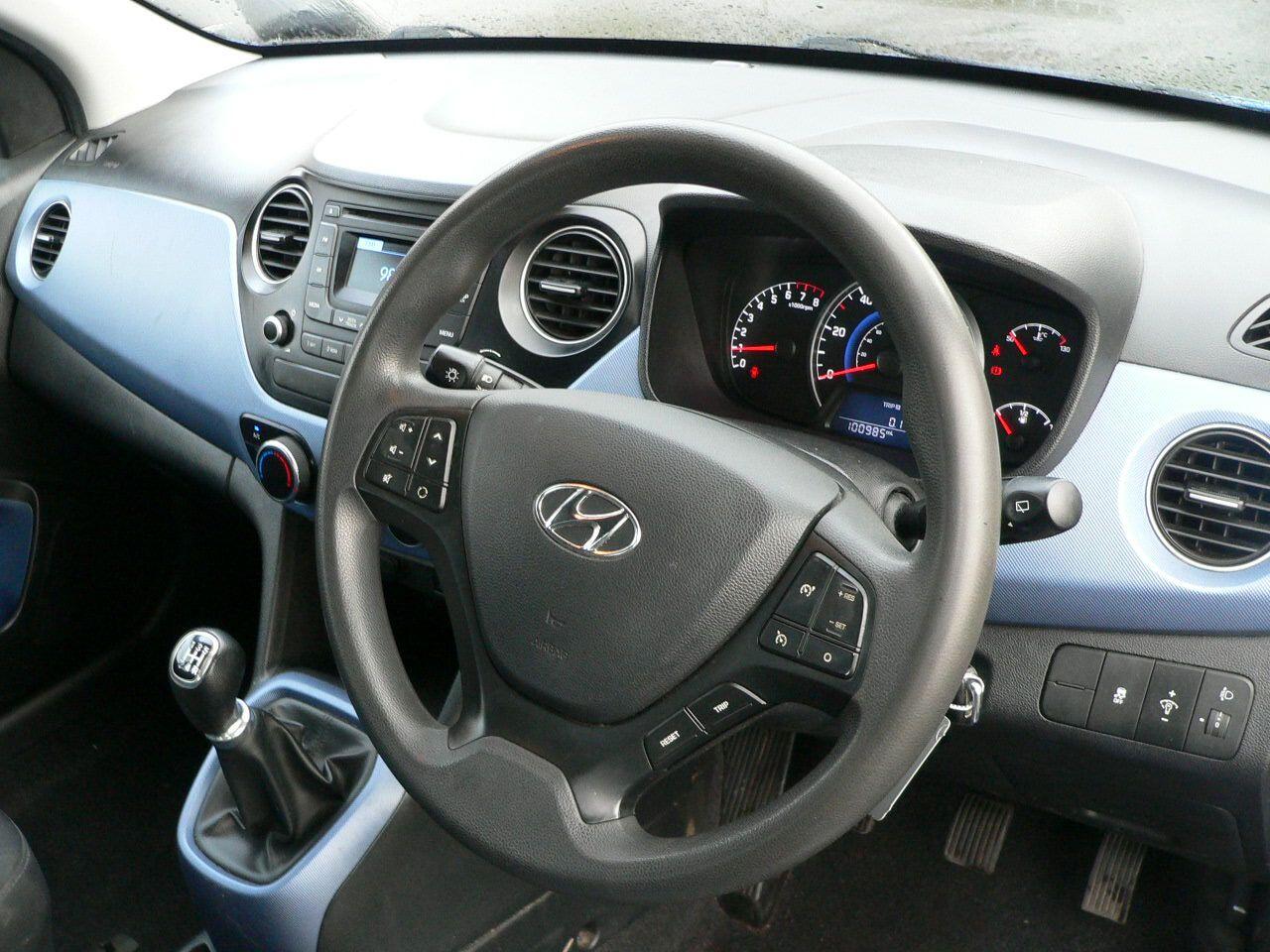 Used Hyundai i10 2016 for sale - 76727362: Photo 20