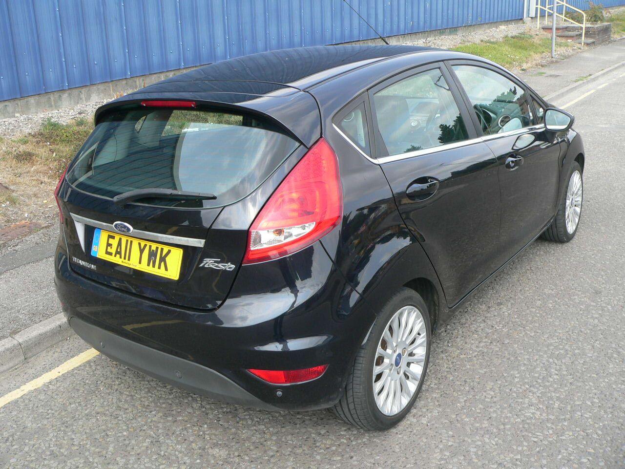 Used Ford Fiesta 2011 for sale - 76584228: Photo 11