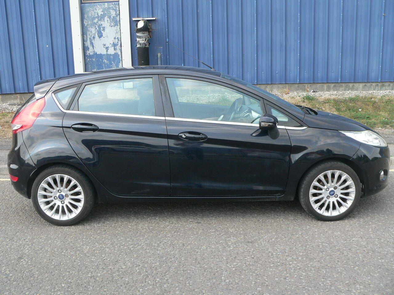 Used Ford Fiesta 2011 for sale - 76584228: Photo 12