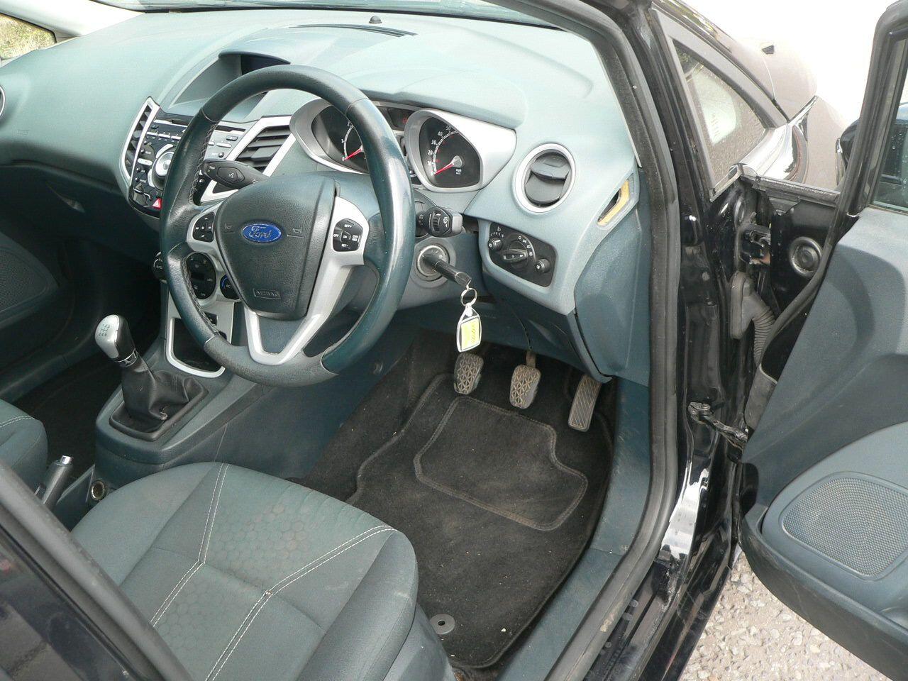 Used Ford Fiesta 2011 for sale - 76584228: Photo 19