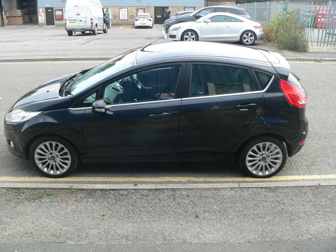 Used Ford Fiesta 2011 for sale - 76584228: Photo 7