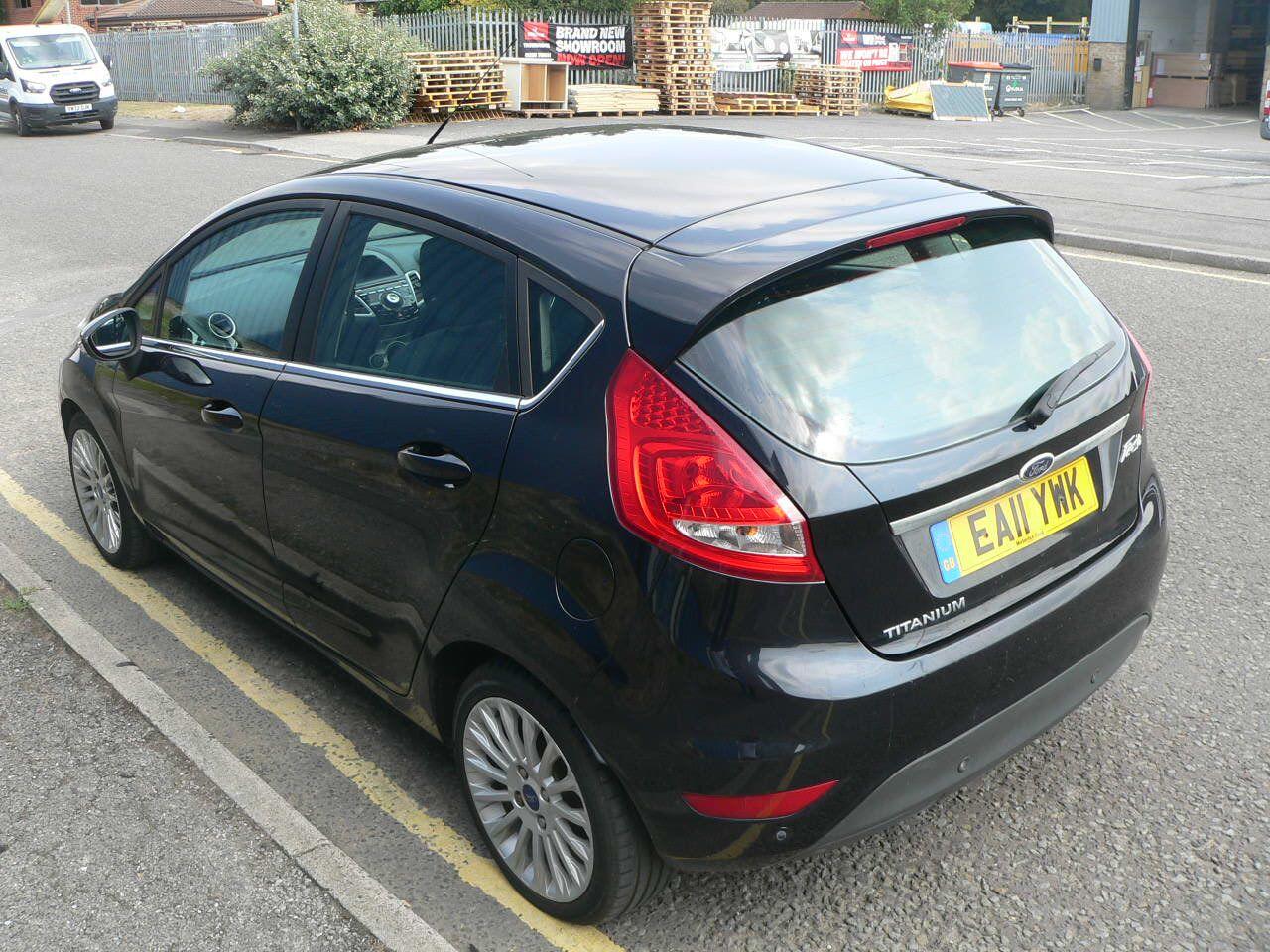 Used Ford Fiesta 2011 for sale - 76584228: Photo 9